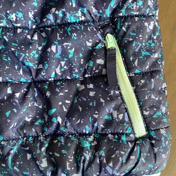 Eddie Bauer Girls reversible fleece puffer size 8/ medium - Picture 10 of 13